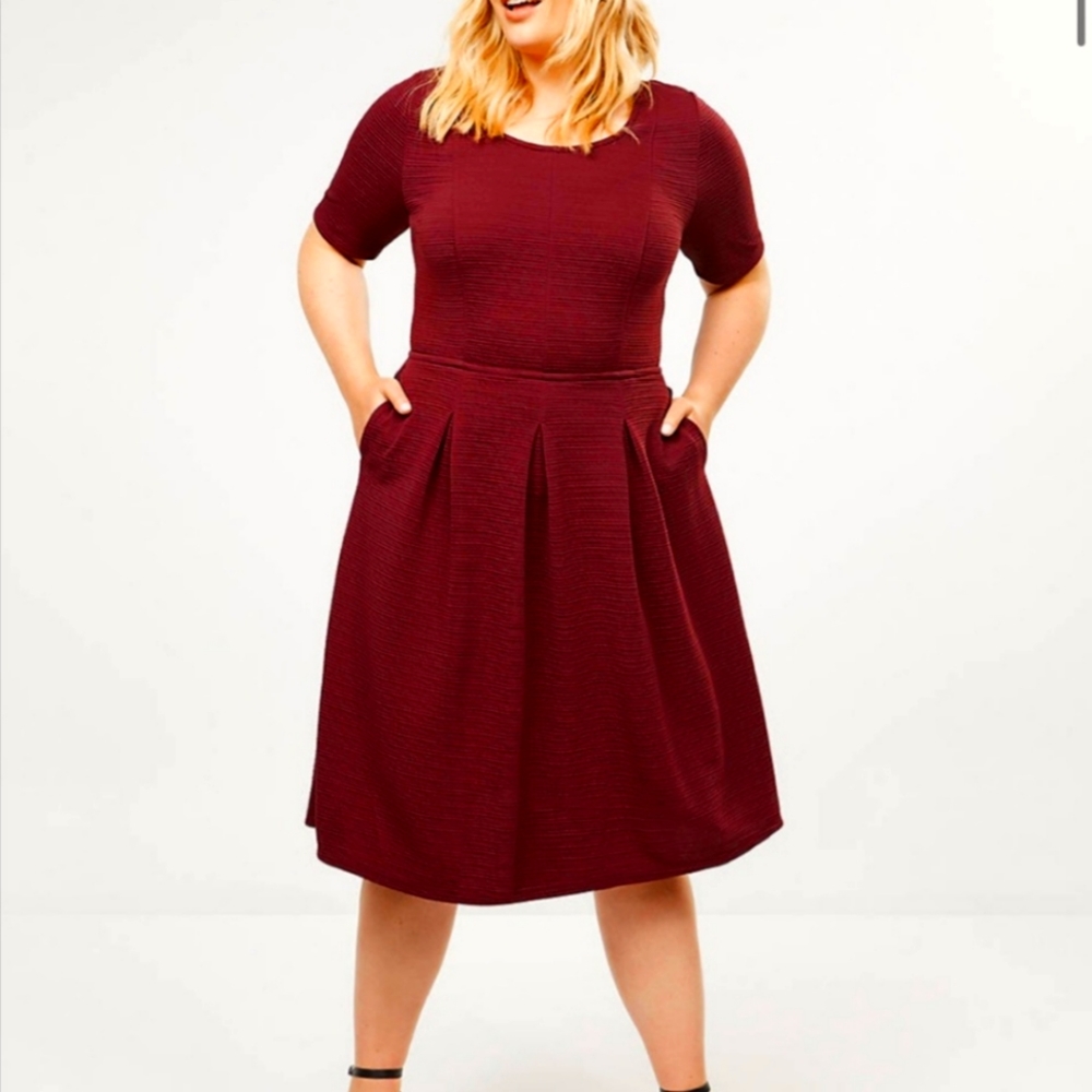 Lane Bryant- Fit & Flare Dress with Deep Pockets - Burgundy Red - 26/28